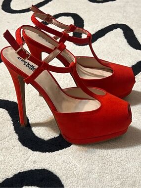 Charlotte Russe Red Faux Suede T-Strap Platform Peep Toe Heels Size 9